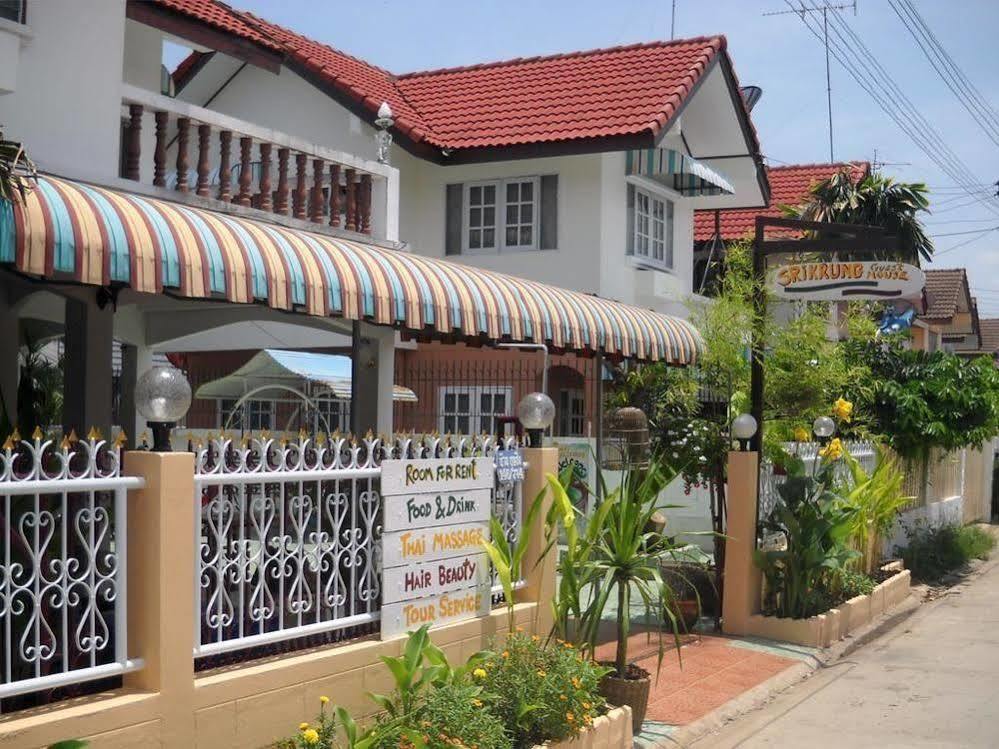 Sri Krung Guest House Ayutthaya Bagian luar foto